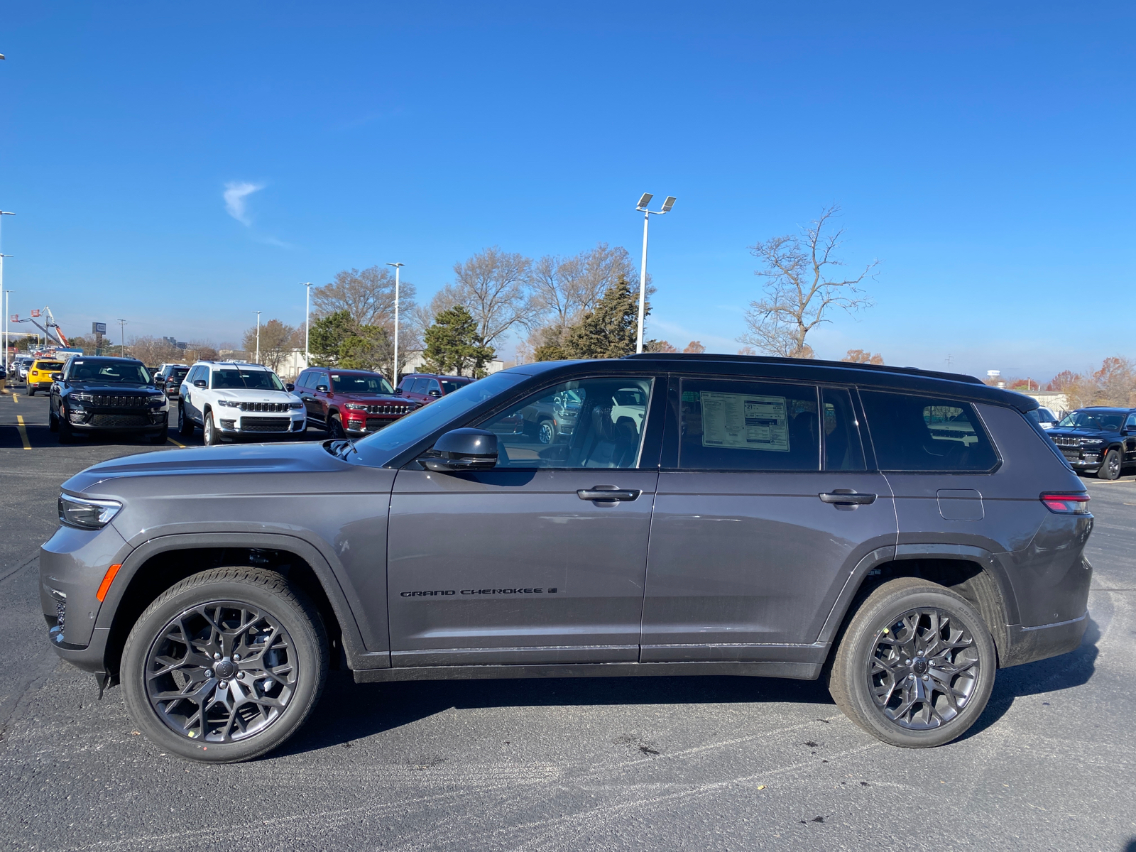 2024 Jeep Grand Cherokee L Summit 2