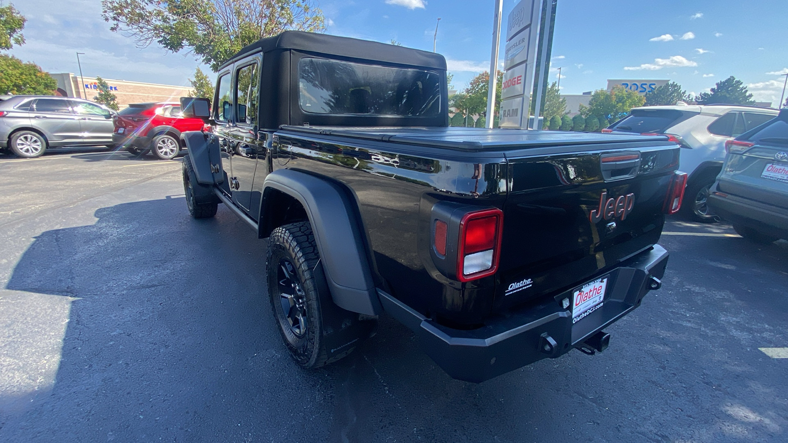 2023 Jeep Gladiator Mojave 8