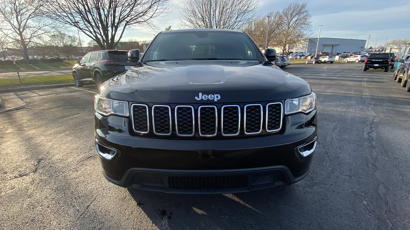 2021 Jeep Grand Cherokee Laredo E 2