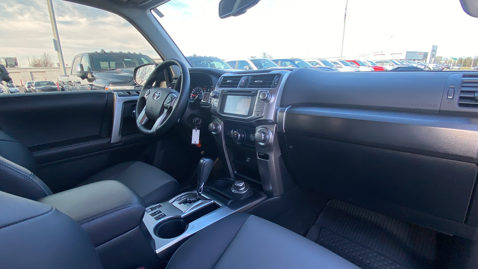 2019 Toyota 4Runner SR5 Premium 43