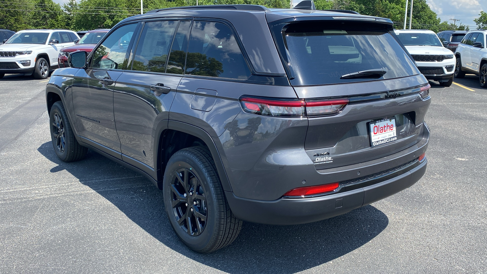 2024 Jeep Grand Cherokee Altitude 7