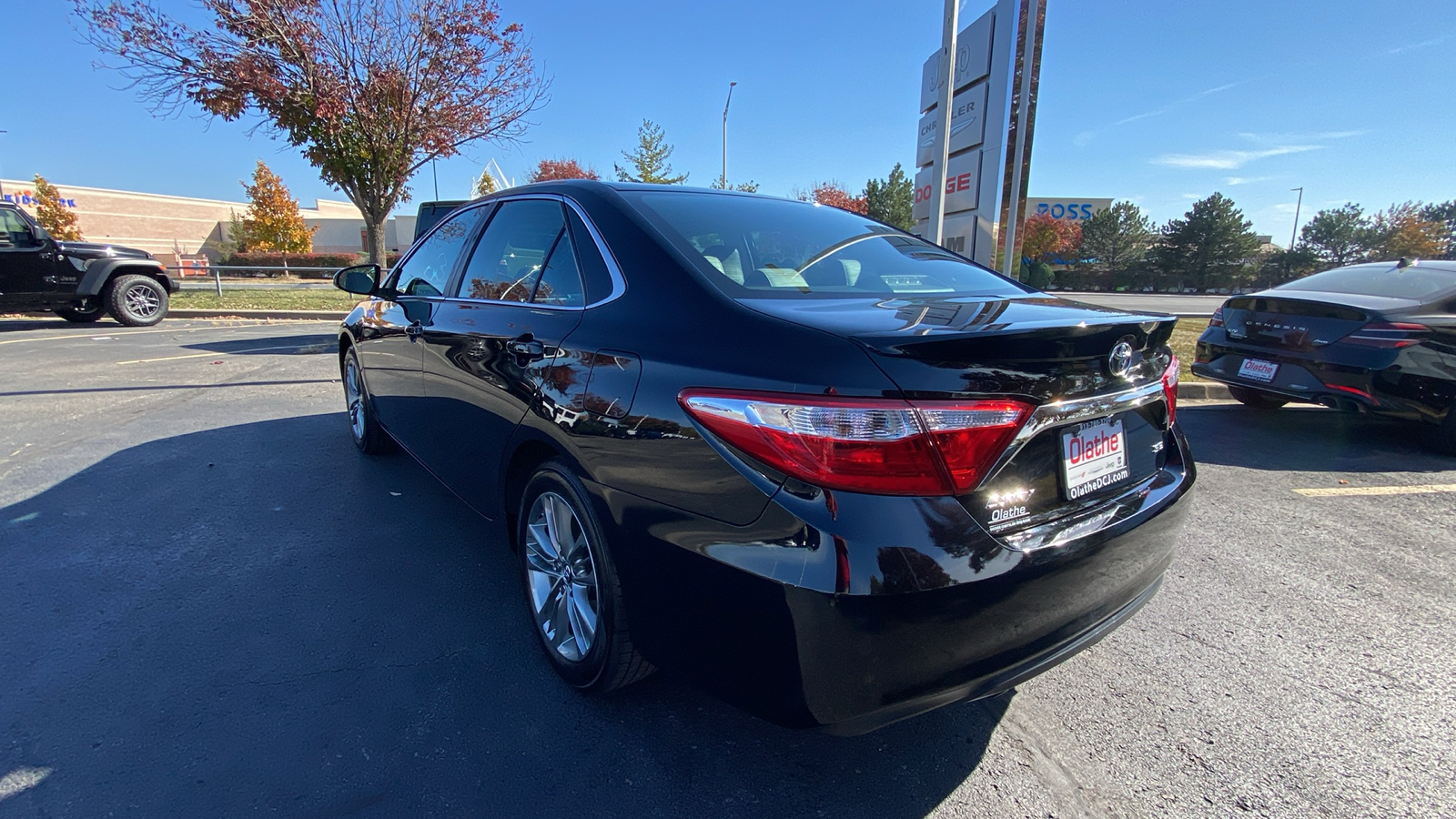 2017 Toyota Camry SE 7