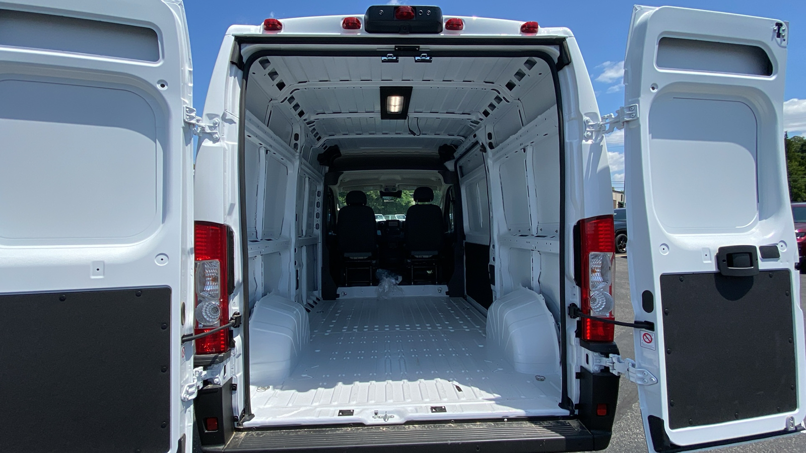 2024 Ram ProMaster 1500 Base 32