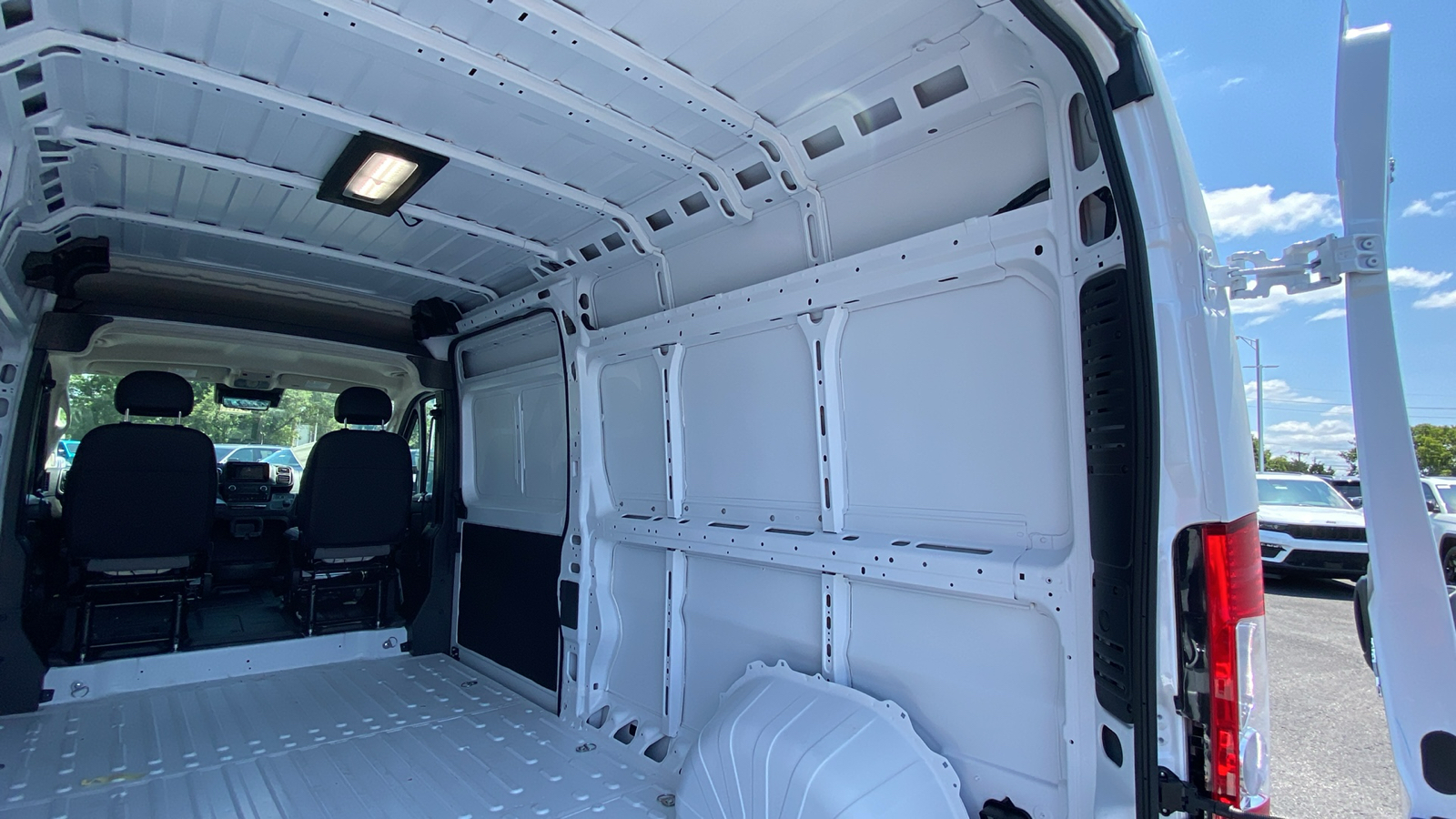 2024 Ram ProMaster 2500 High Roof 35