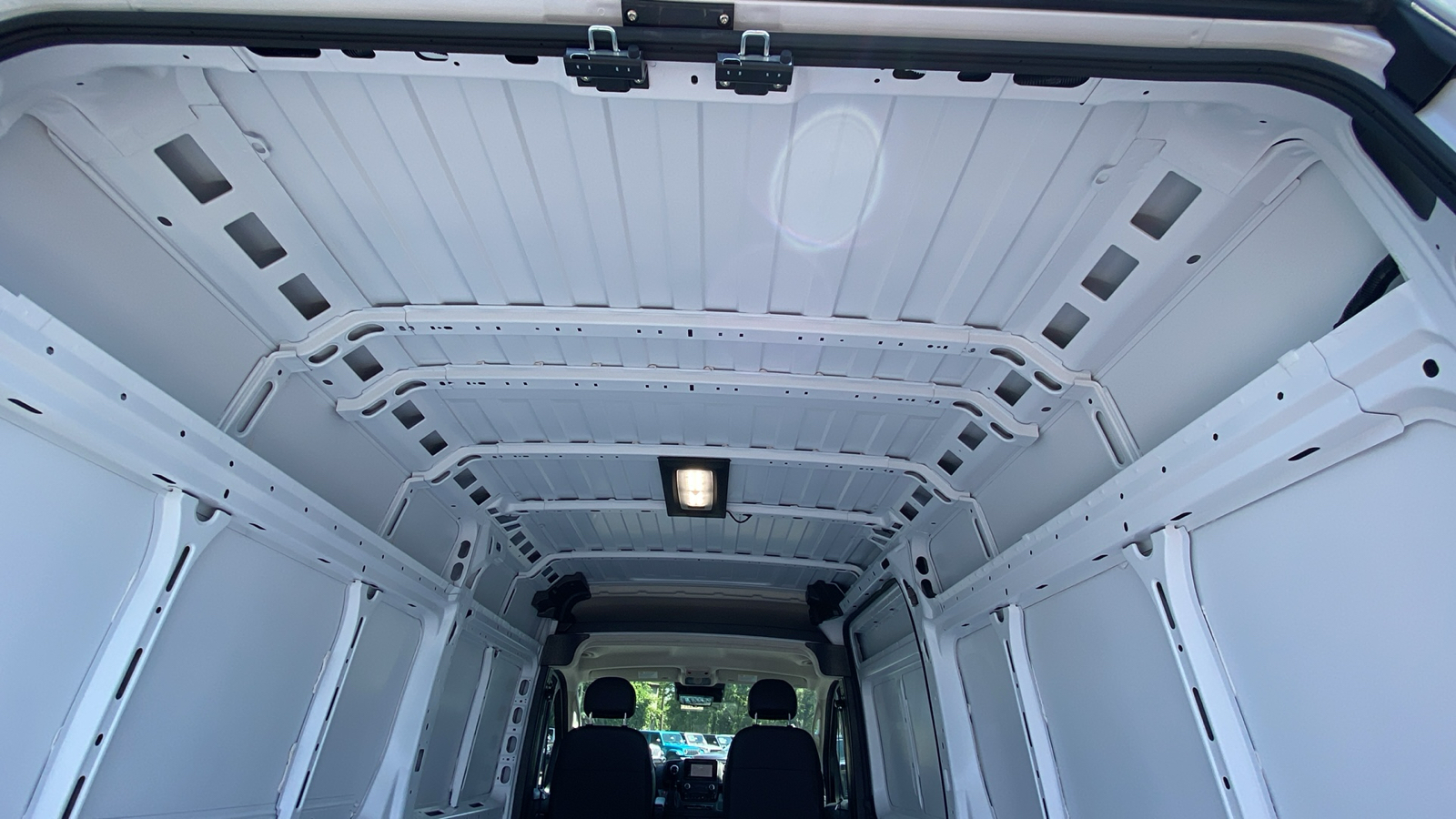 2024 Ram ProMaster 2500 High Roof 37