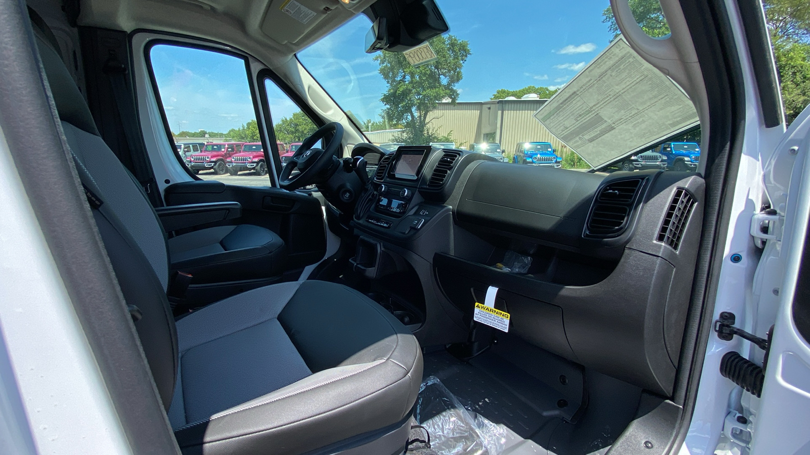 2024 Ram ProMaster 2500 High Roof 47