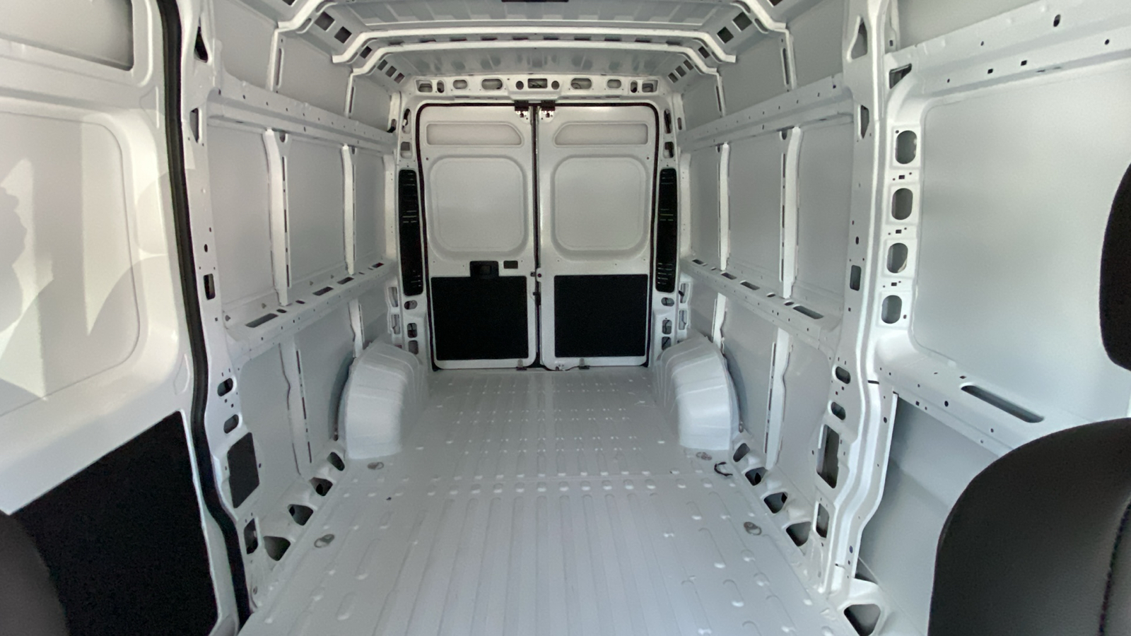 2024 Ram ProMaster 2500 High Roof 32