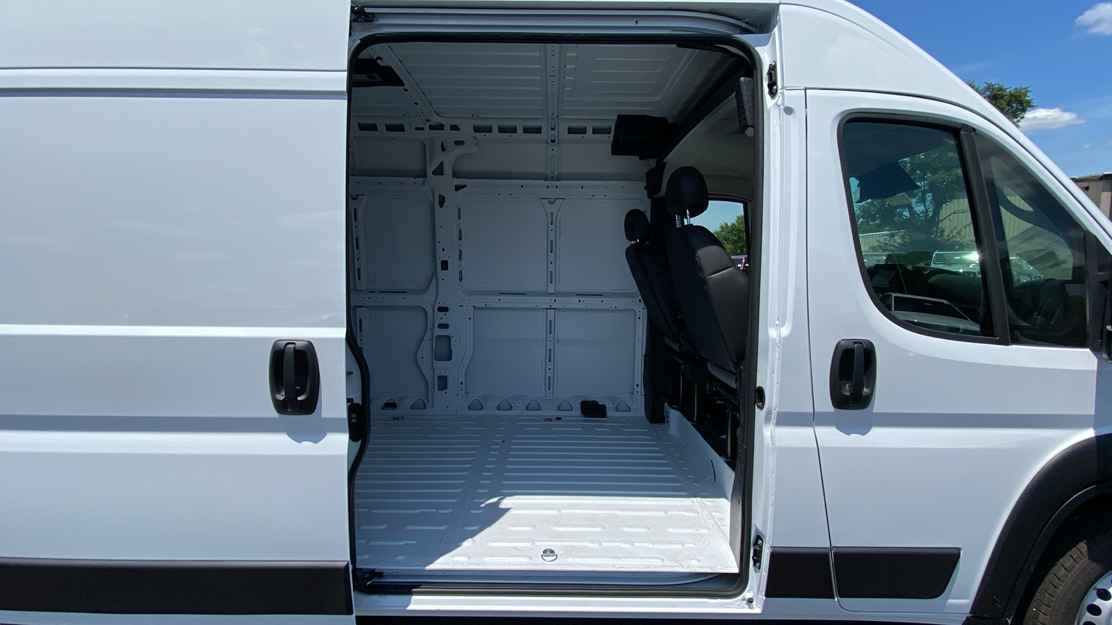 2024 Ram ProMaster 2500 High Roof 44