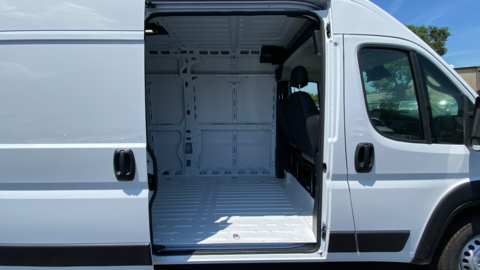 2024 Ram ProMaster 2500 High Roof 43