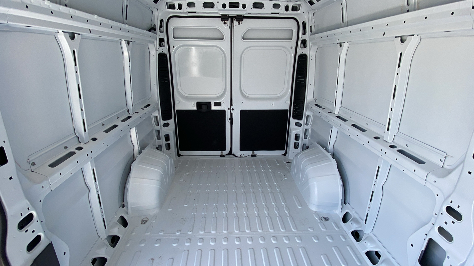 2024 Ram ProMaster 2500 High Roof 47