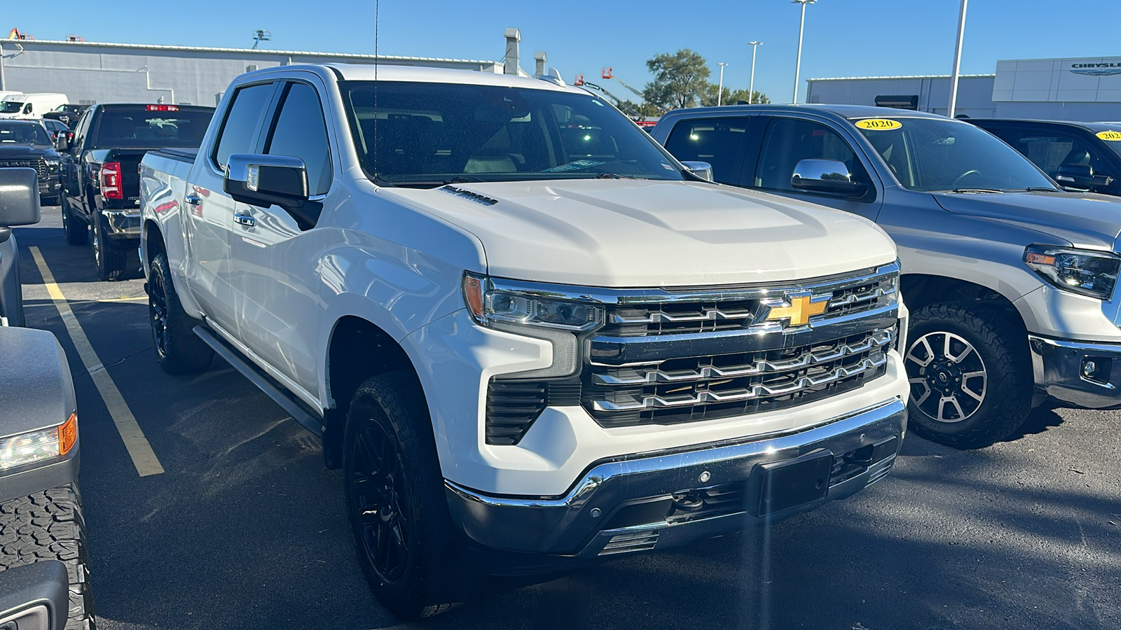 2023 Chevrolet Silverado 1500 LTZ 3