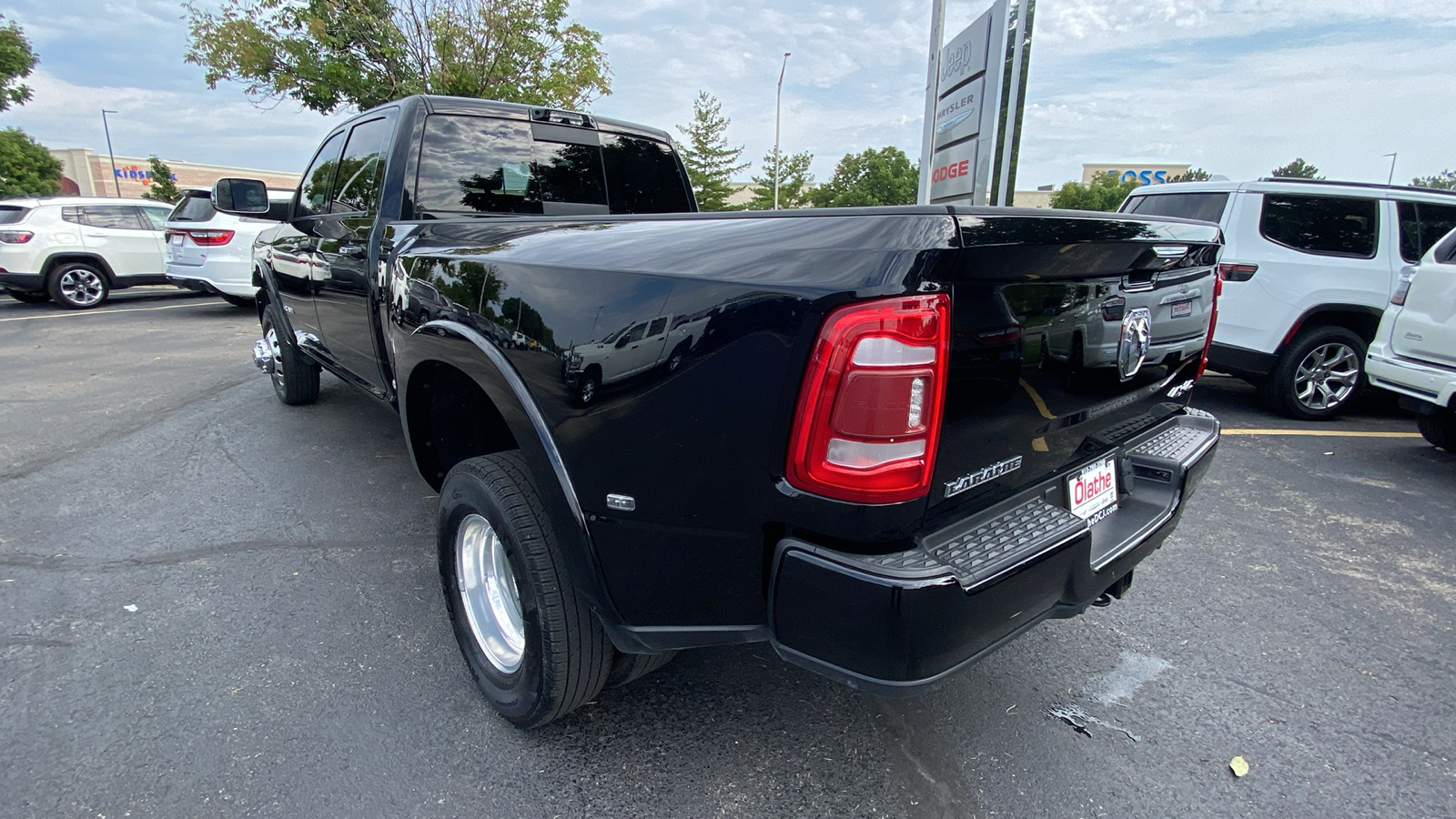 2022 Ram 3500 Laramie 11