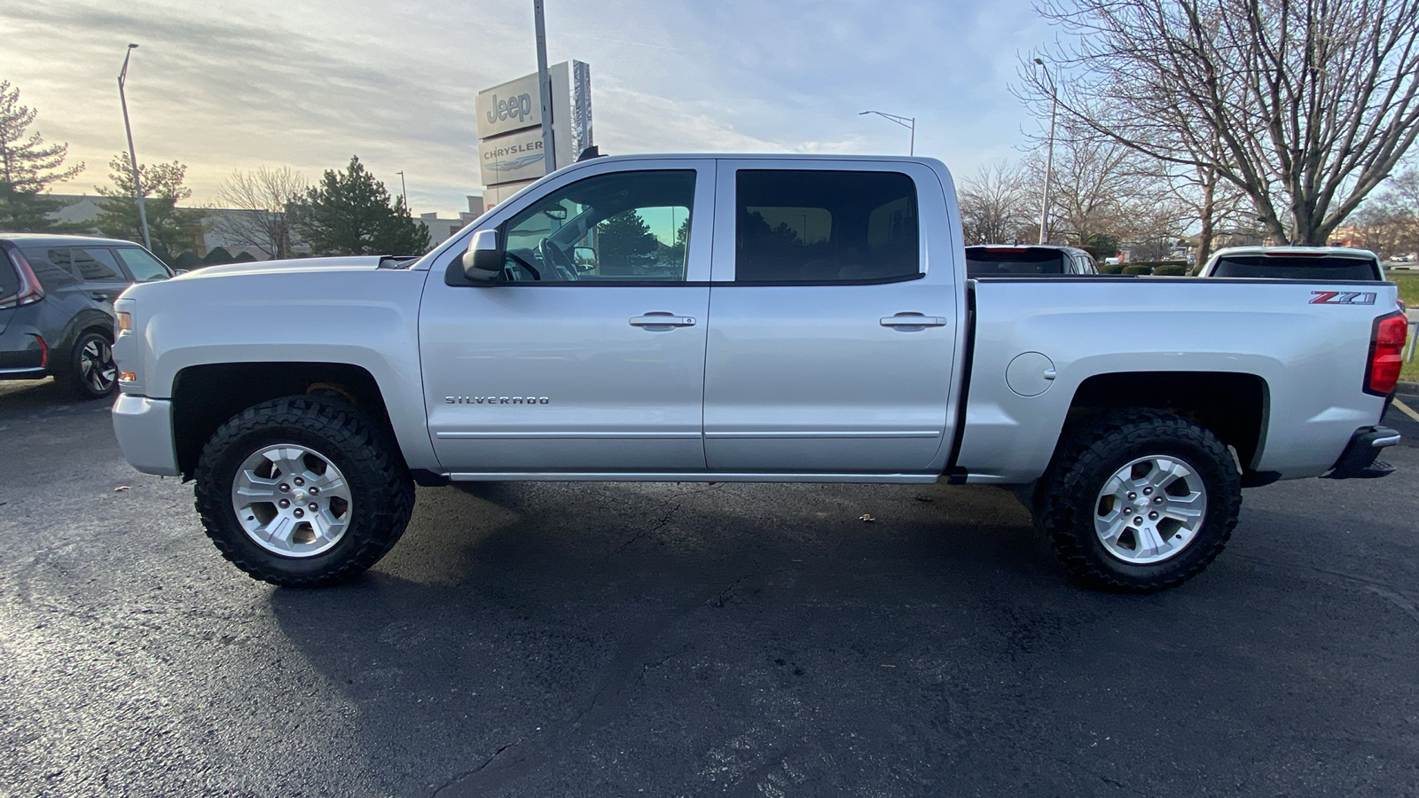 2018 Chevrolet Silverado 1500 LT 1