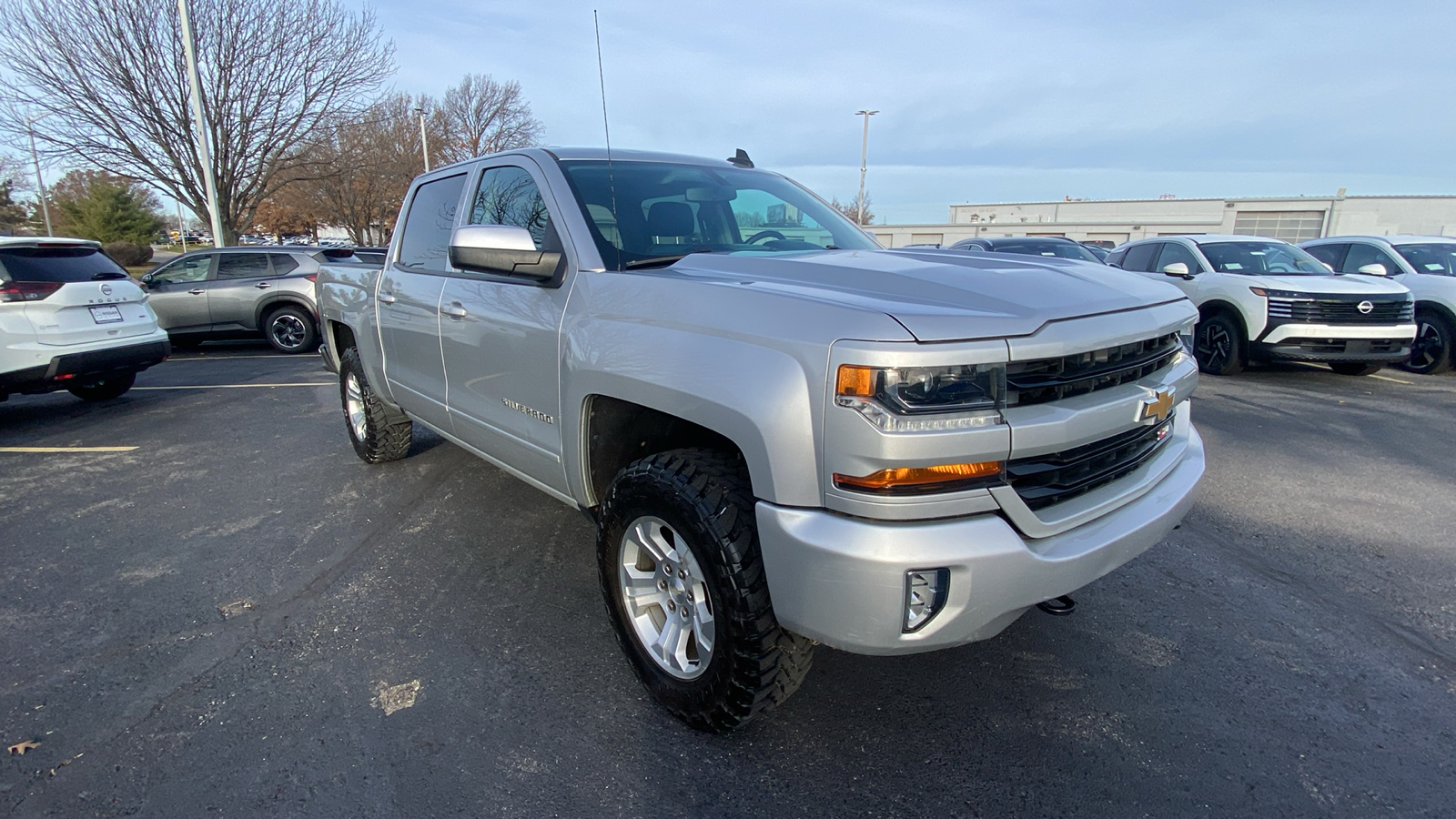 2018 Chevrolet Silverado 1500 LT 4