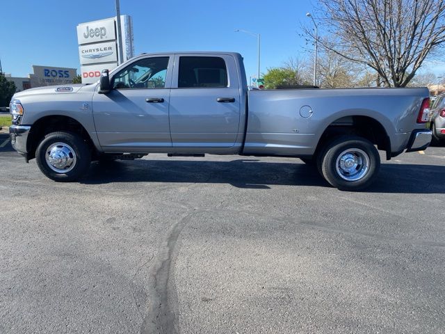 2024 Ram 3500 Tradesman 8