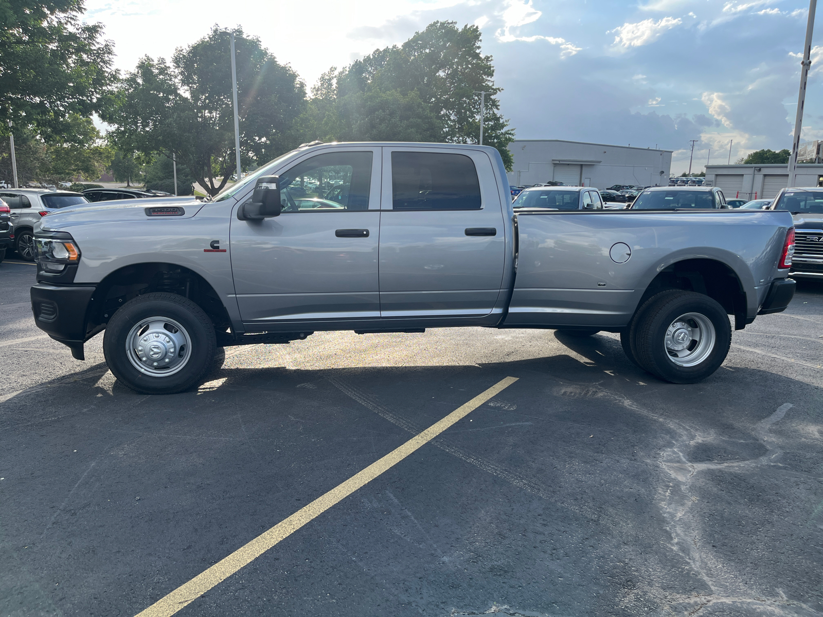 2024 Ram 3500 Tradesman 2