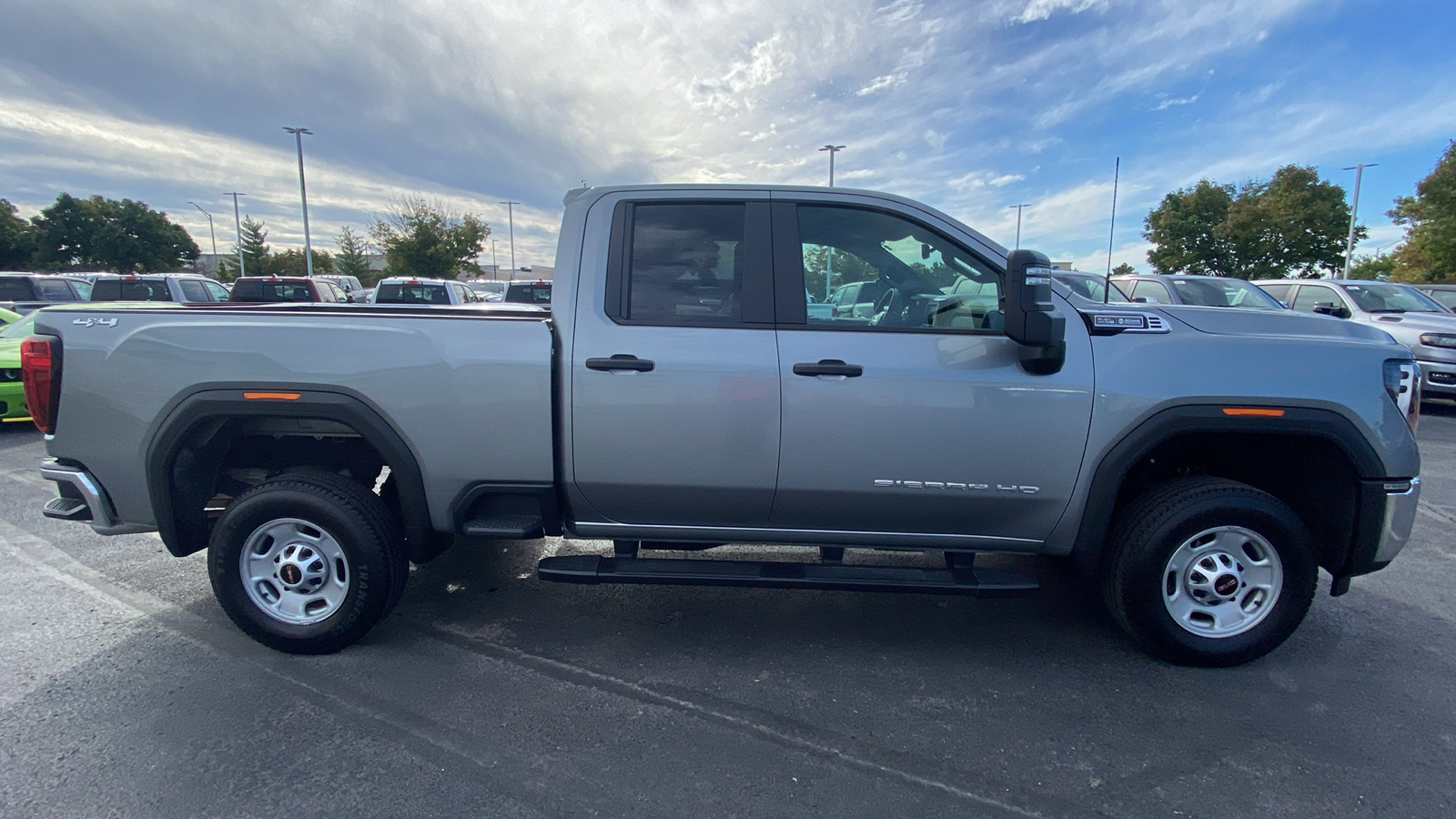 2024 GMC Sierra 2500HD Pro 4