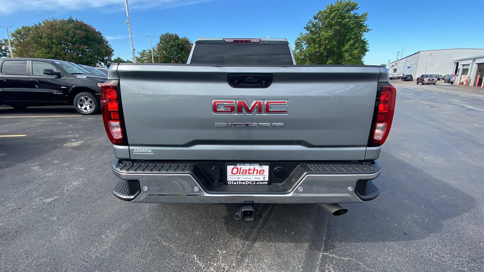 2024 GMC Sierra 2500HD Pro 7