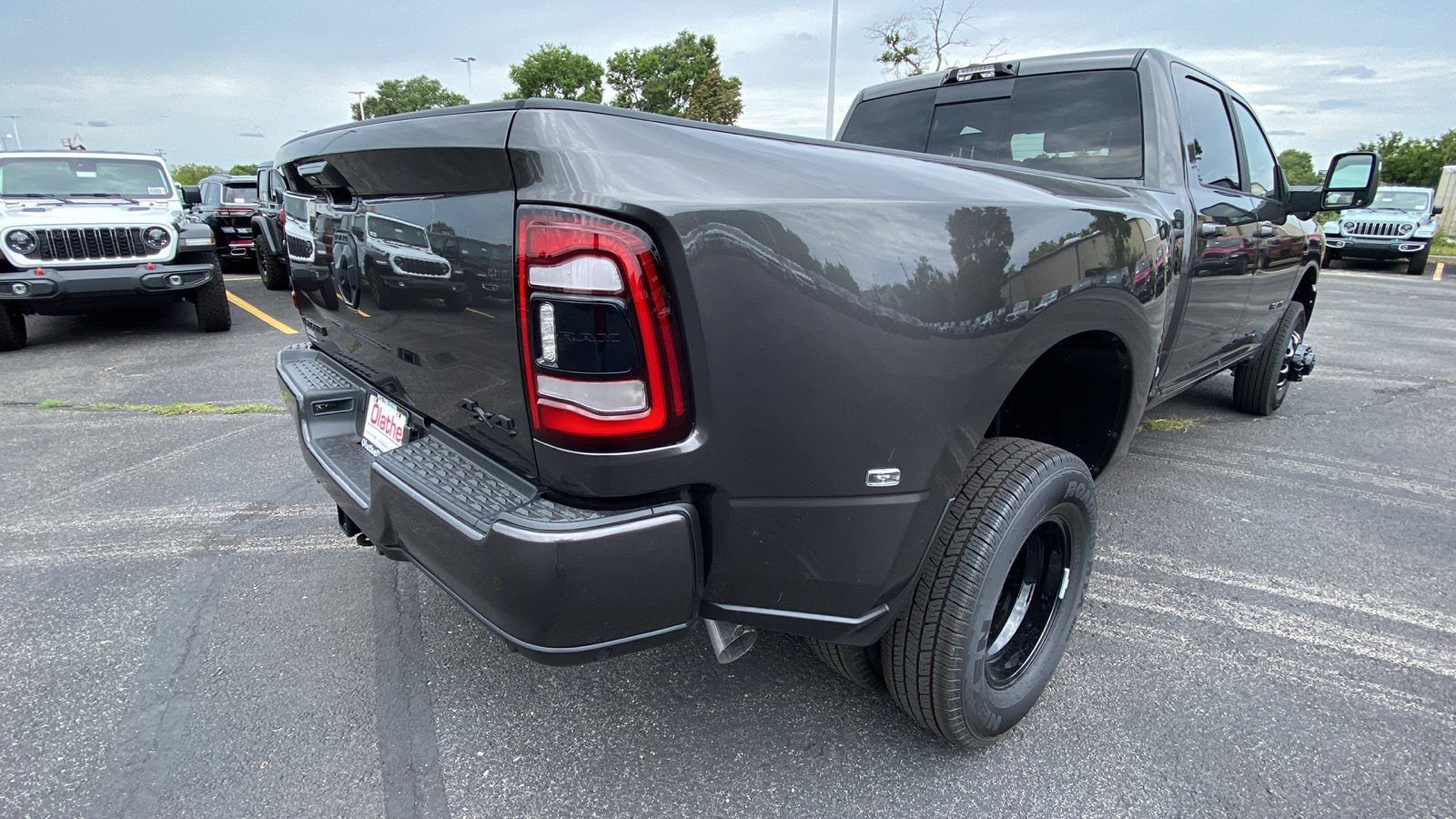 2024 Ram 3500 Laramie 7