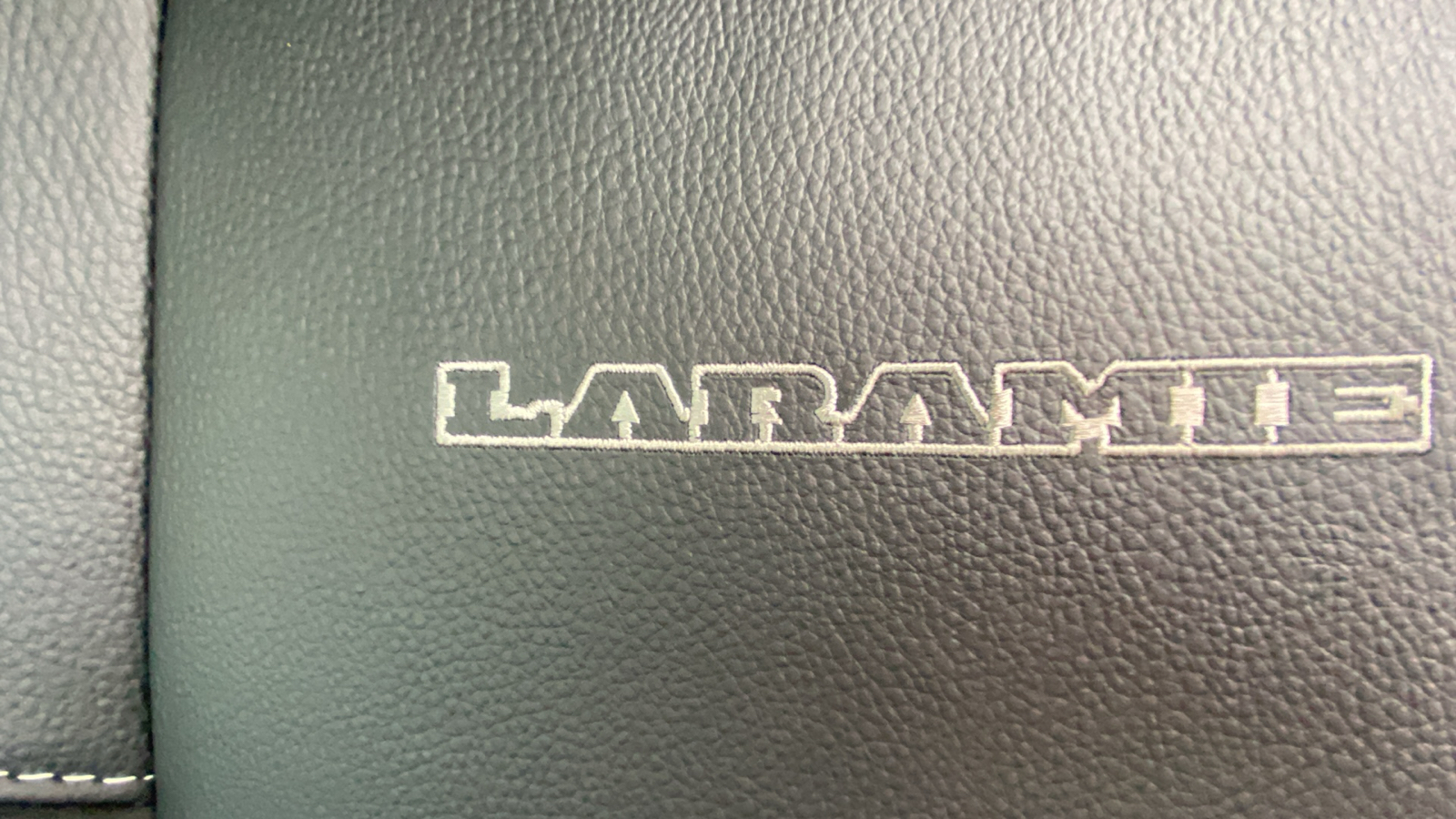 2024 Ram 2500 Laramie 17