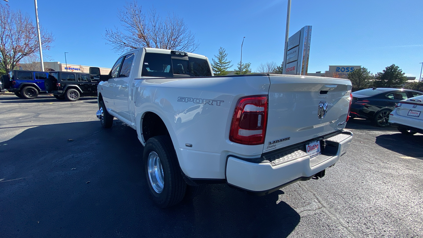 2024 Ram 3500 Laramie 7