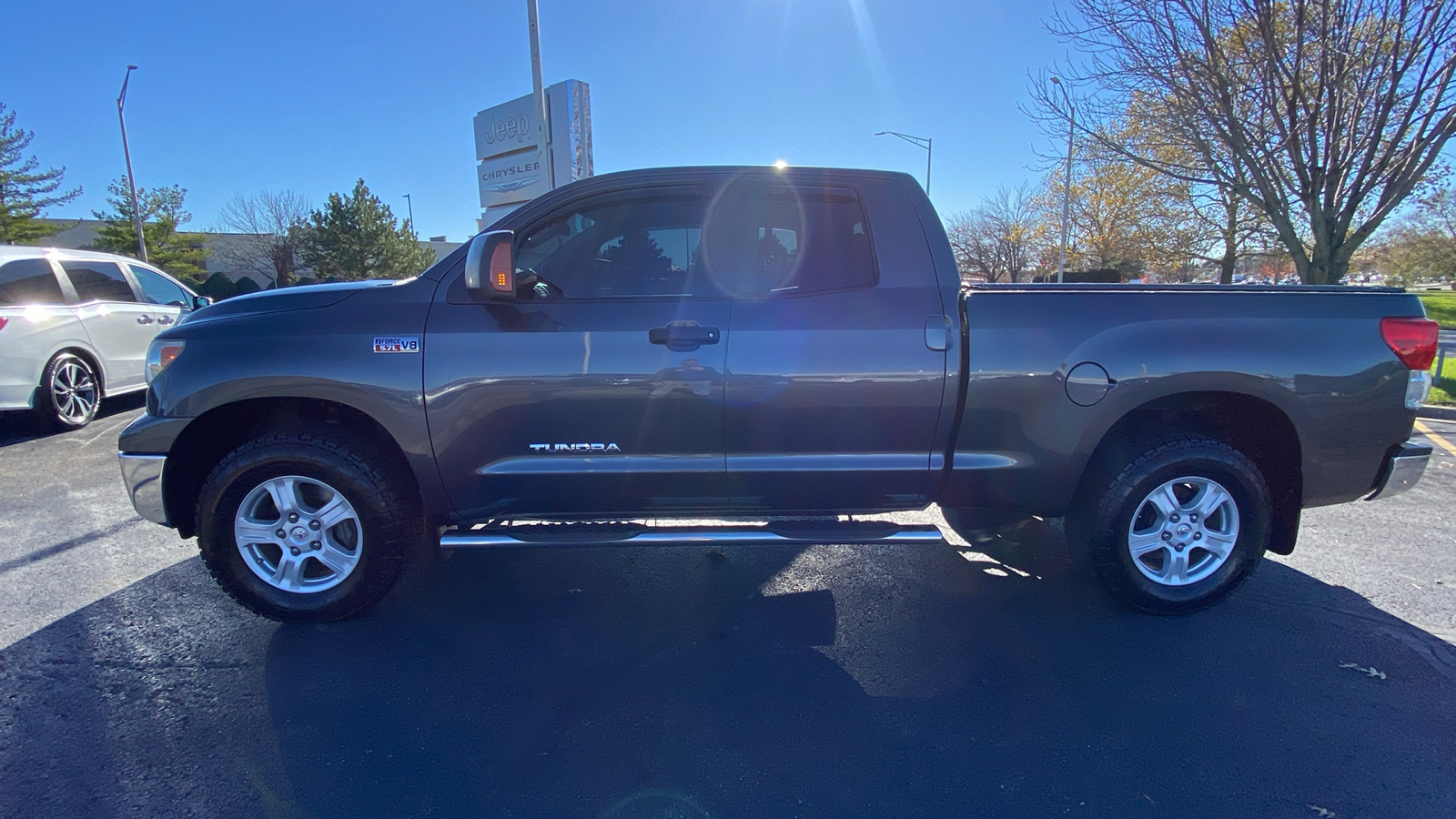 2011 Toyota Tundra Grade 8