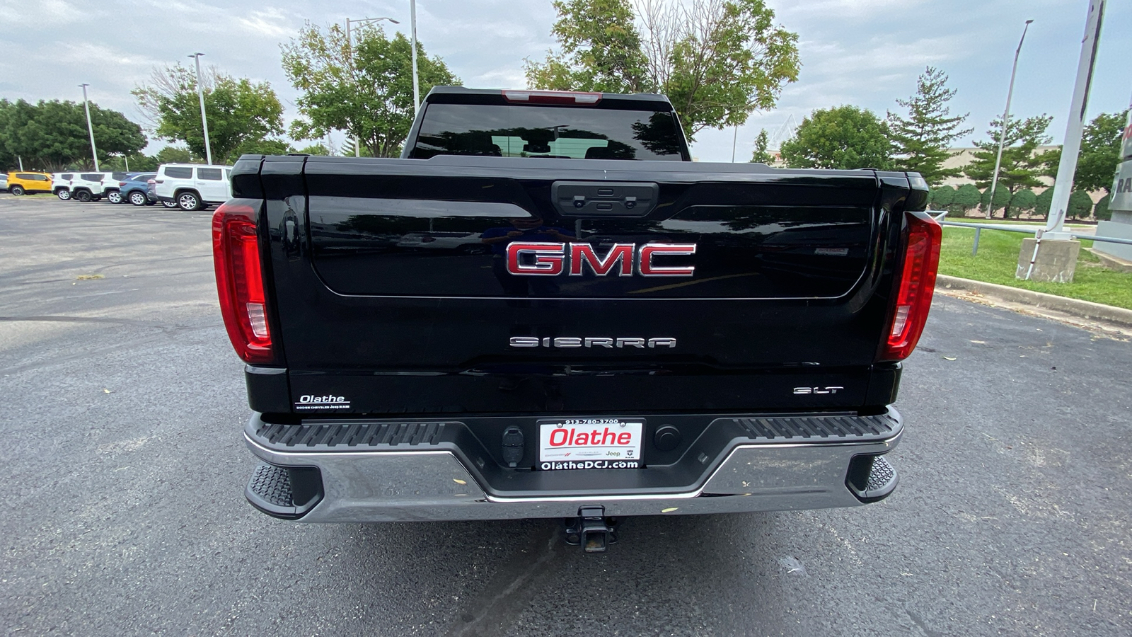 2023 GMC Sierra 1500 SLT 9