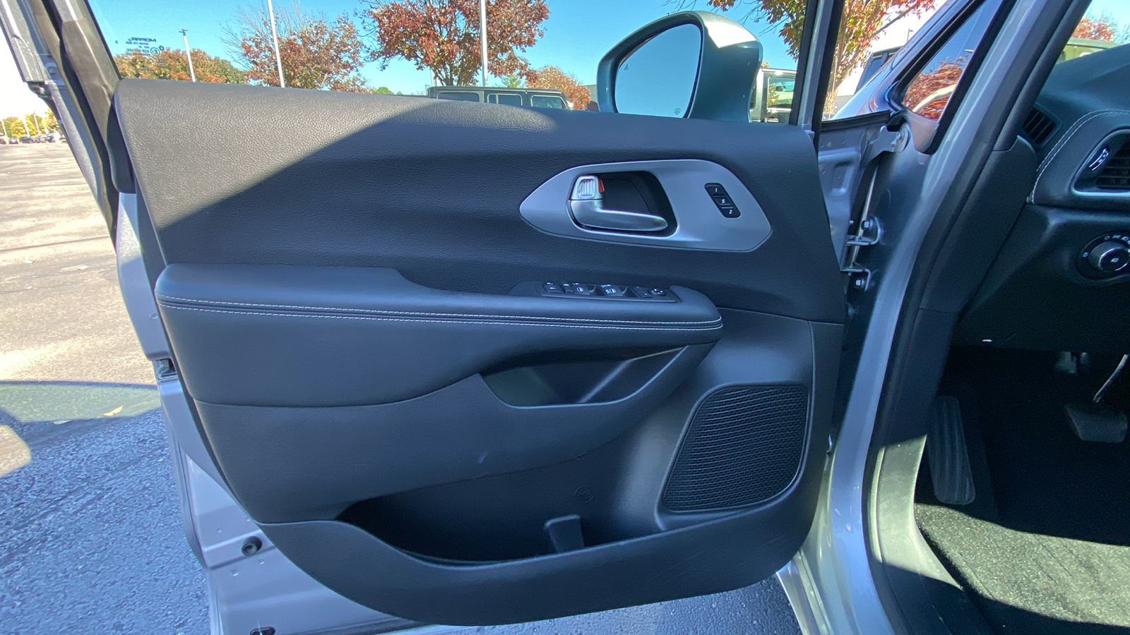 2021 Chrysler Pacifica Touring L 10