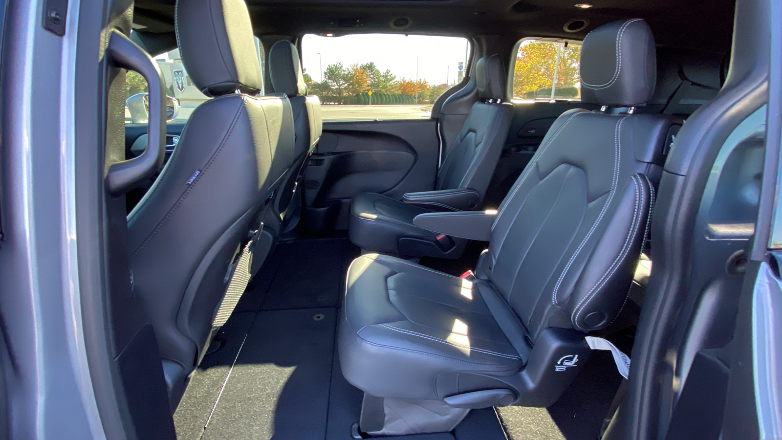 2021 Chrysler Pacifica Touring L 27