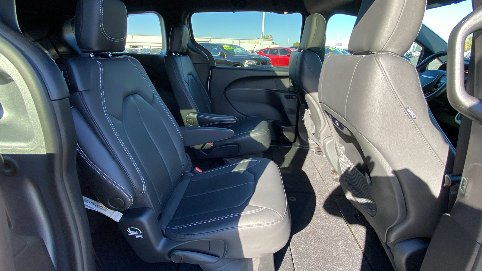 2021 Chrysler Pacifica Touring L 33