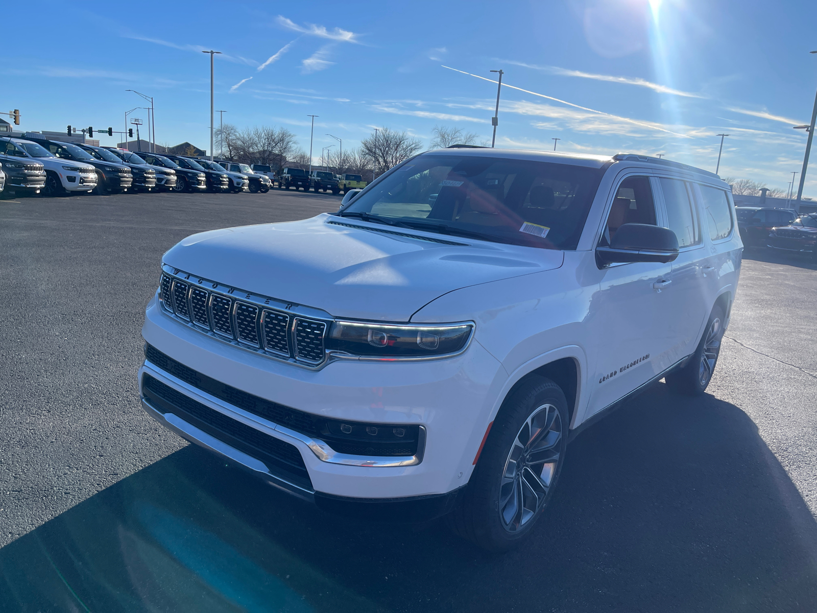 2024 Jeep Grand Wagoneer L Series III 1