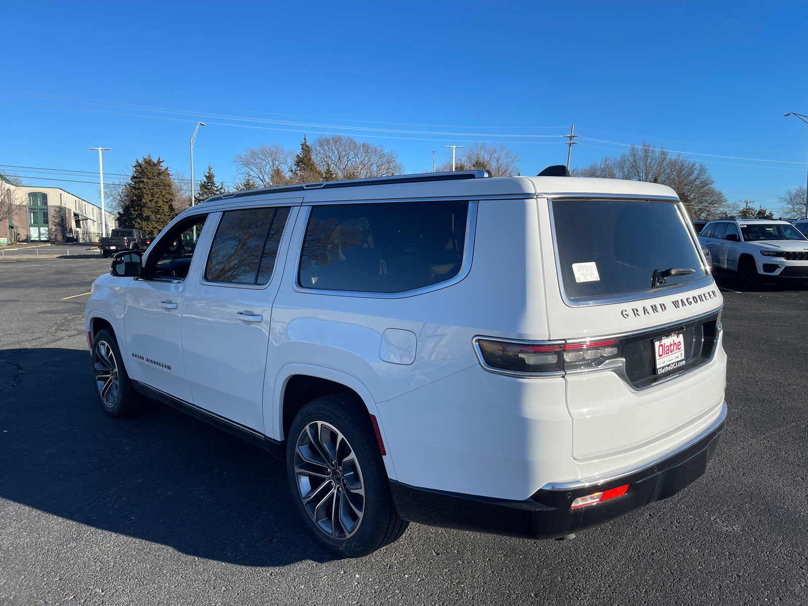 2024 Jeep Grand Wagoneer L Series III 3