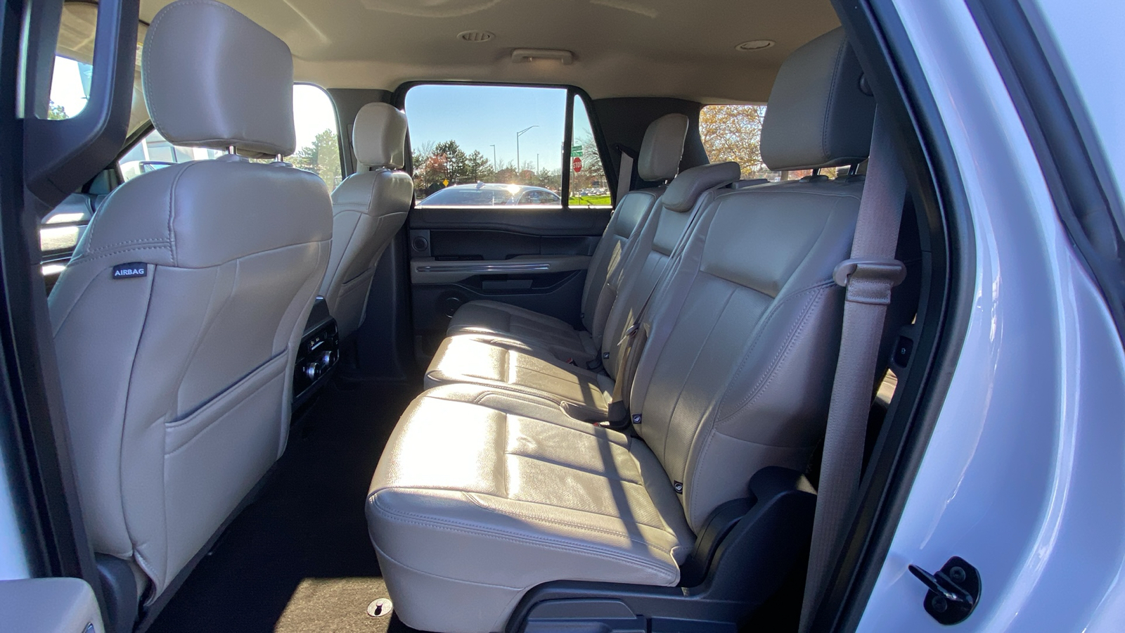 2019 Ford Expedition Max XLT 26