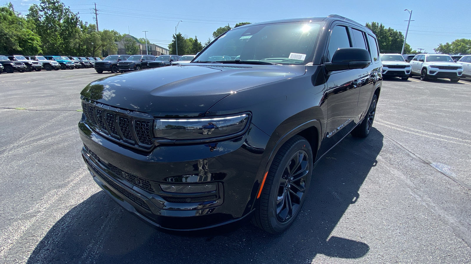 2024 Jeep Grand Wagoneer Series III 1