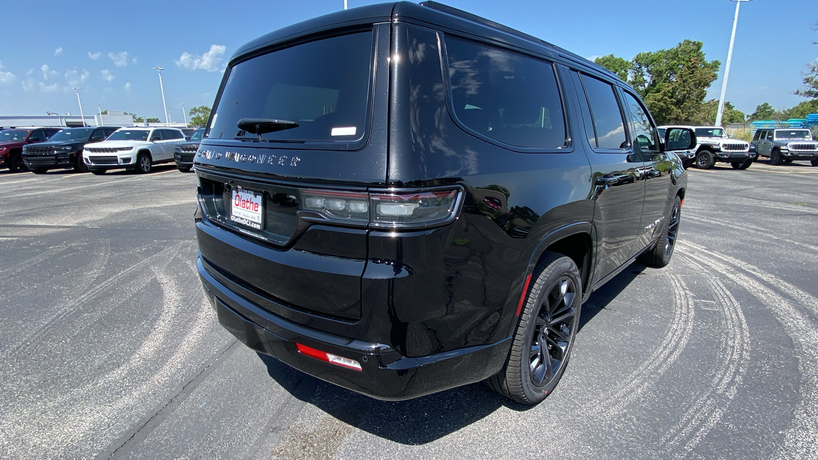 2024 Jeep Grand Wagoneer Series III 5