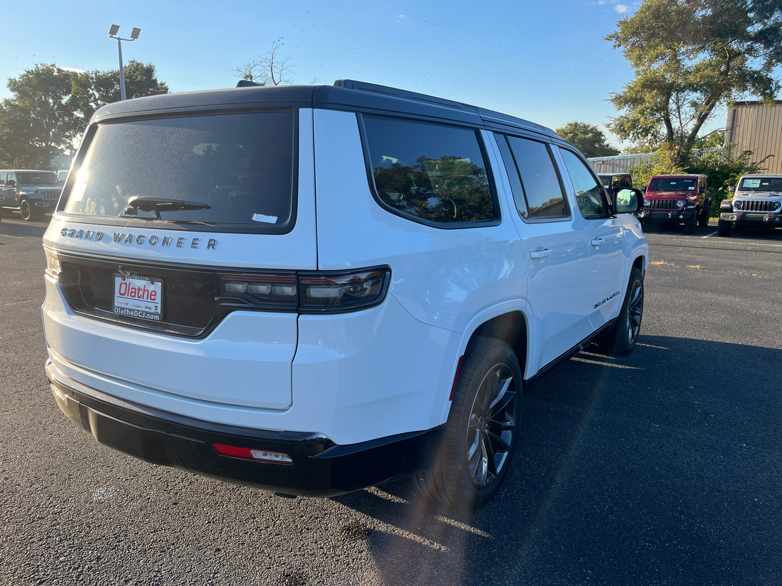 2024 Jeep Grand Wagoneer Series II 5