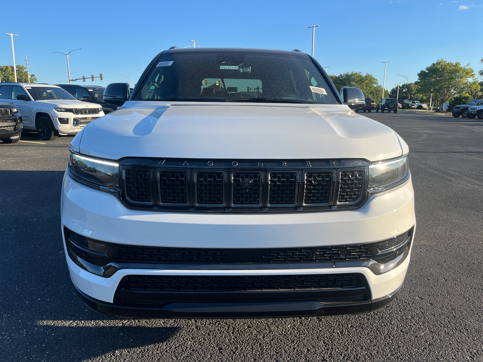 2024 Jeep Grand Wagoneer Series II 8