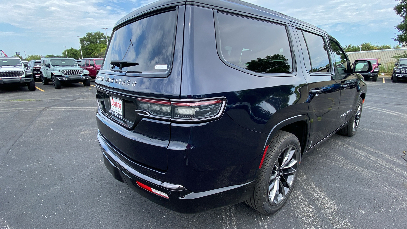 2024 Jeep Grand Wagoneer Series II 5