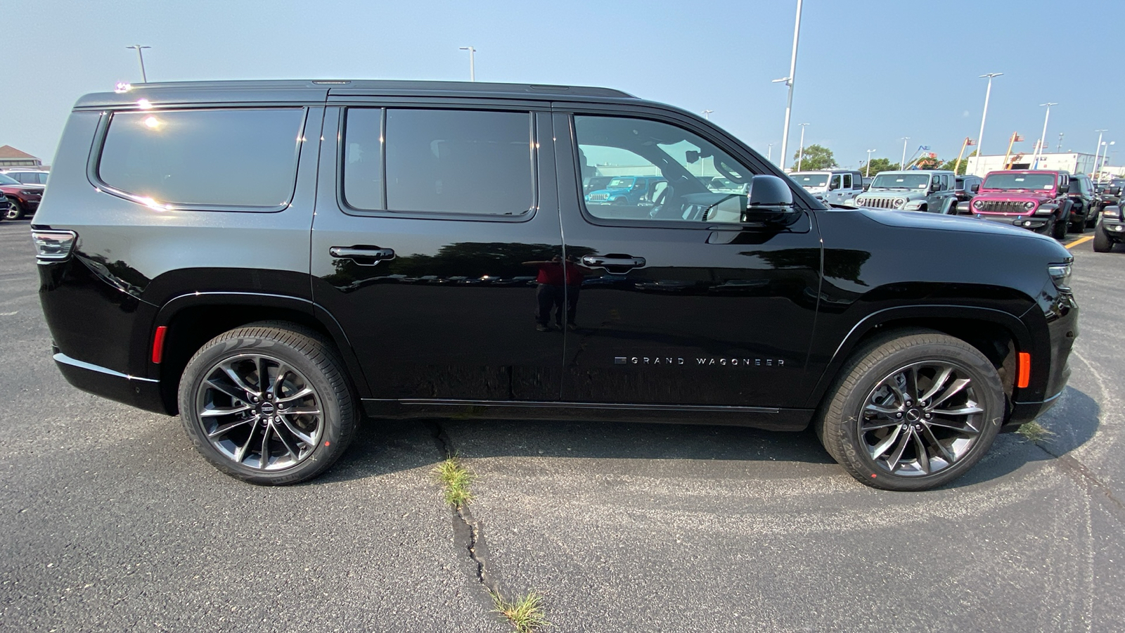 2024 Jeep Grand Wagoneer Series II 4