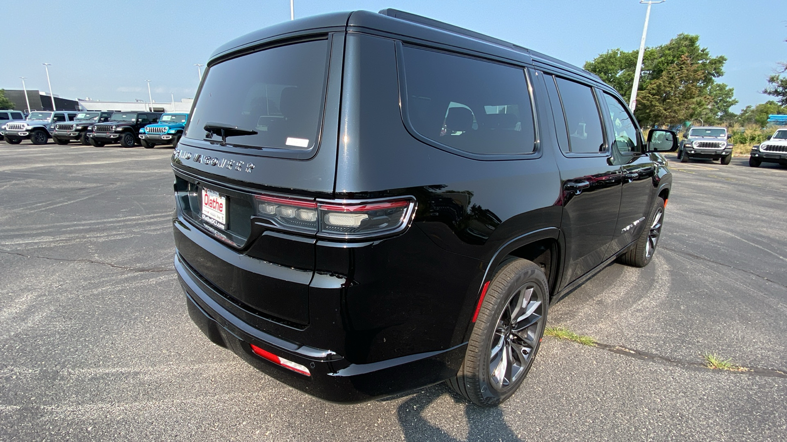 2024 Jeep Grand Wagoneer Series II 5