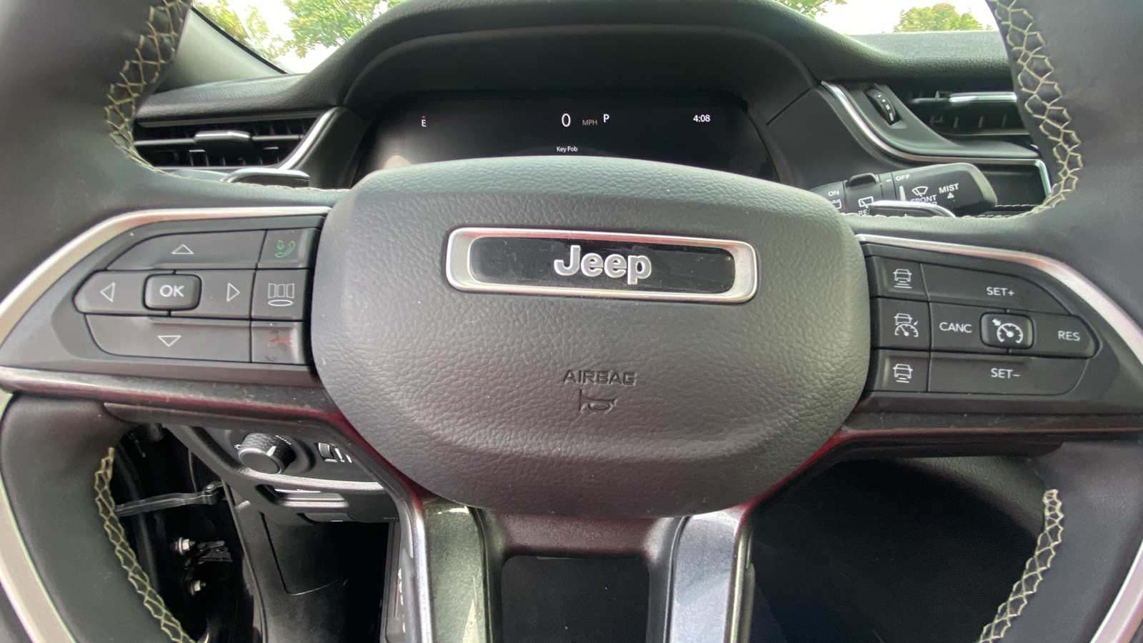 2023 Jeep Grand Cherokee L Altitude 16