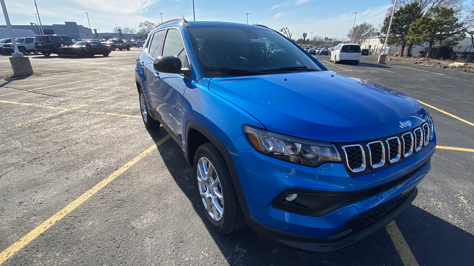 2024 Jeep Compass Latitude Lux 7