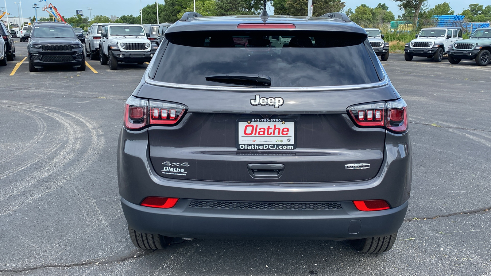 2024 Jeep Compass Latitude Lux 6