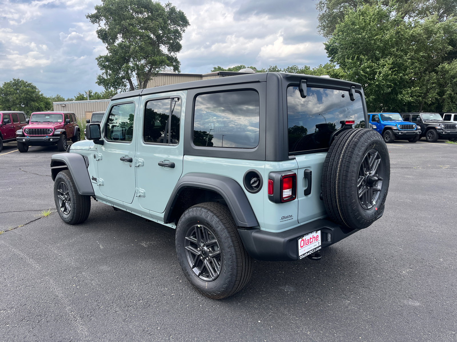 2024 Jeep Wrangler Sport S 3