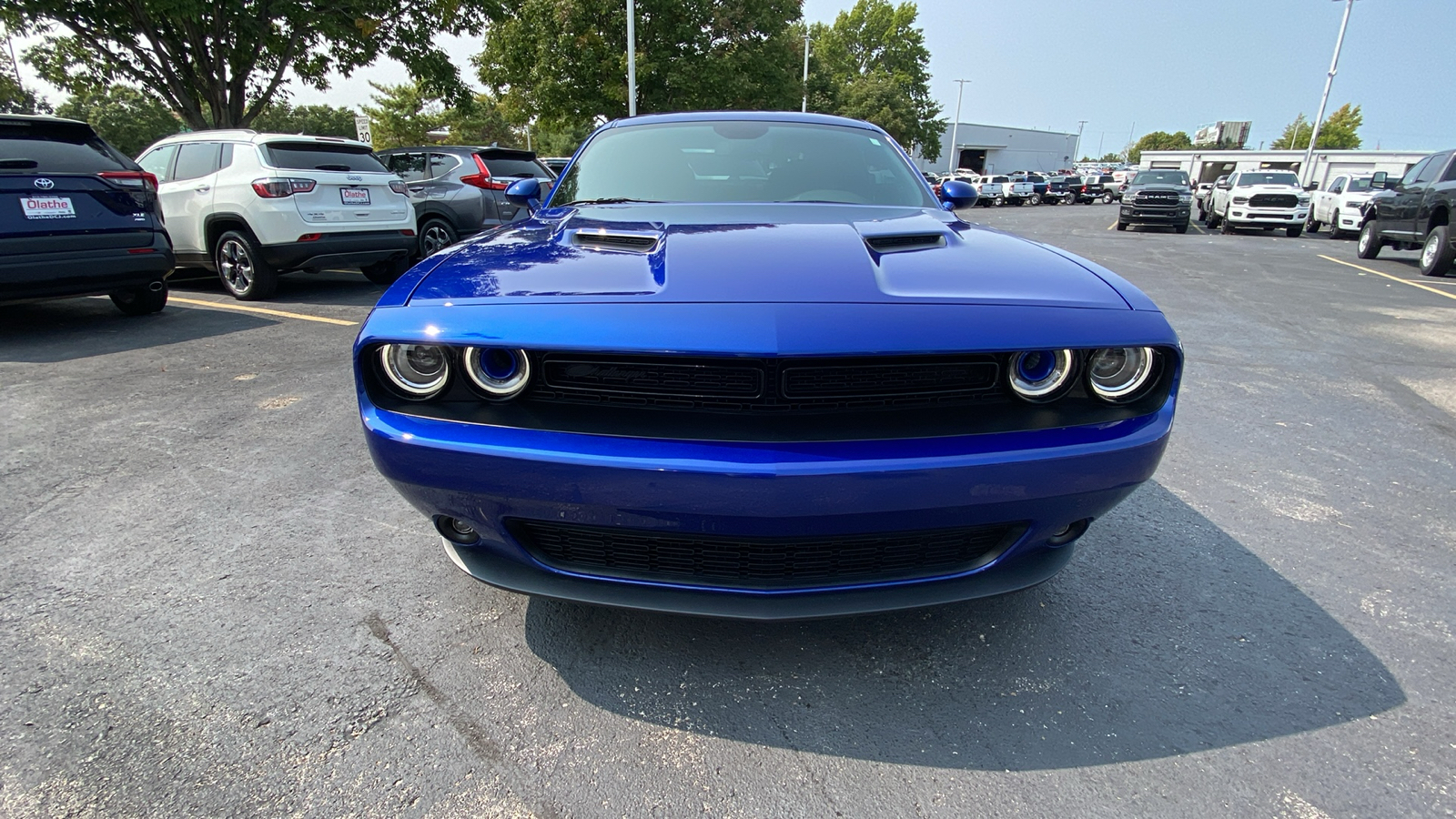 2022 Dodge Challenger SXT 2