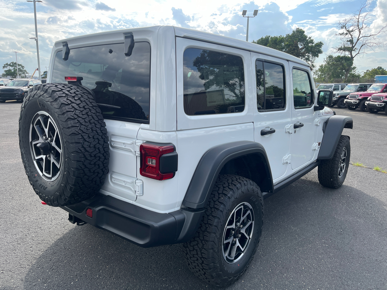 2024 Jeep Wrangler Rubicon 5