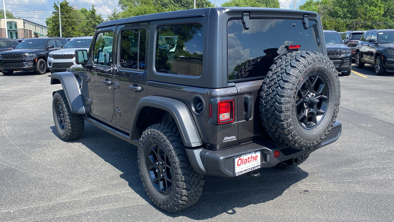 2024 Jeep Wrangler Willys 10