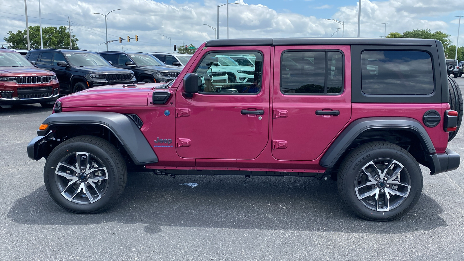 2024 Jeep Wrangler Sport S 4xe 8