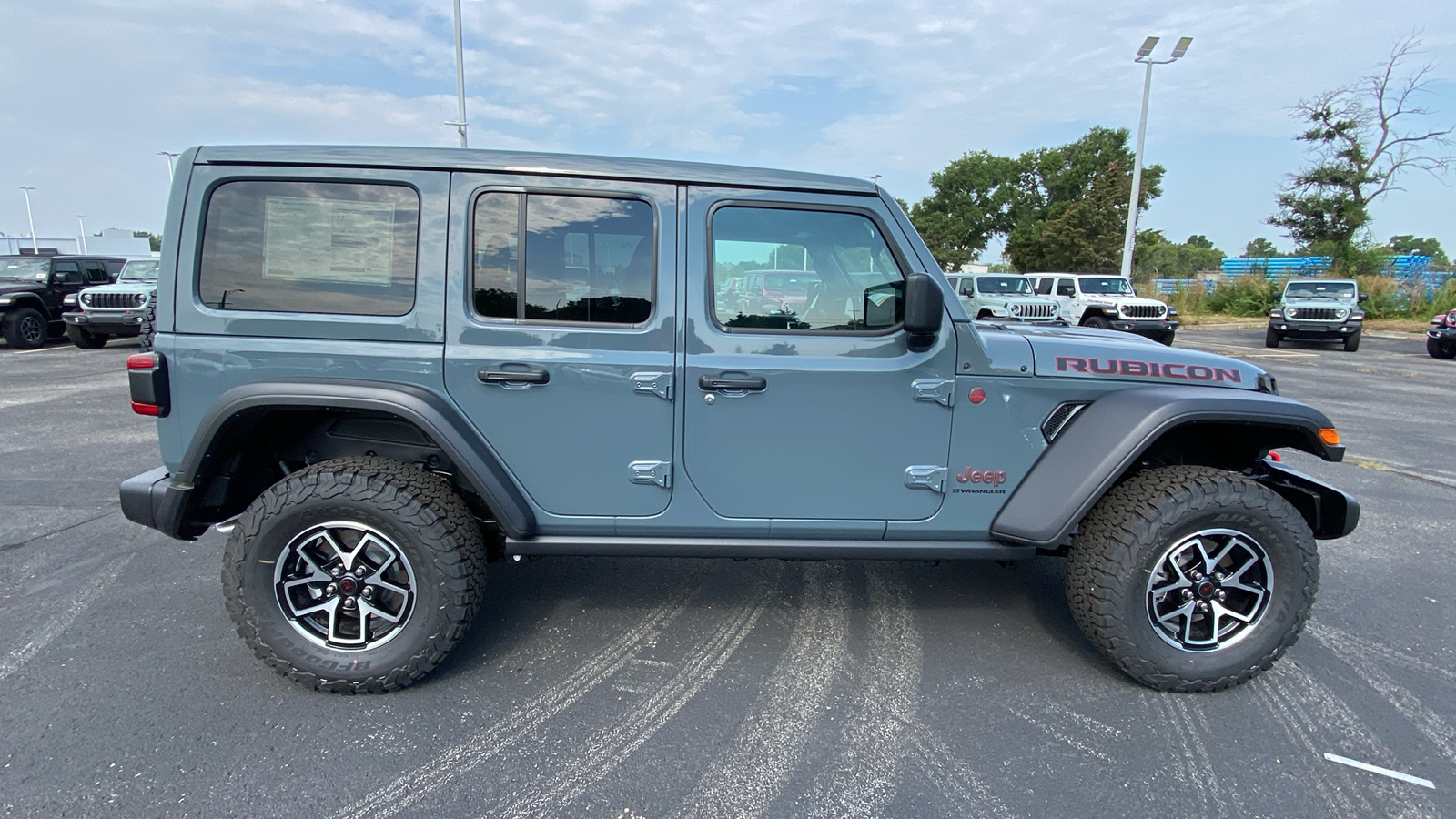 2024 Jeep Wrangler Rubicon 4