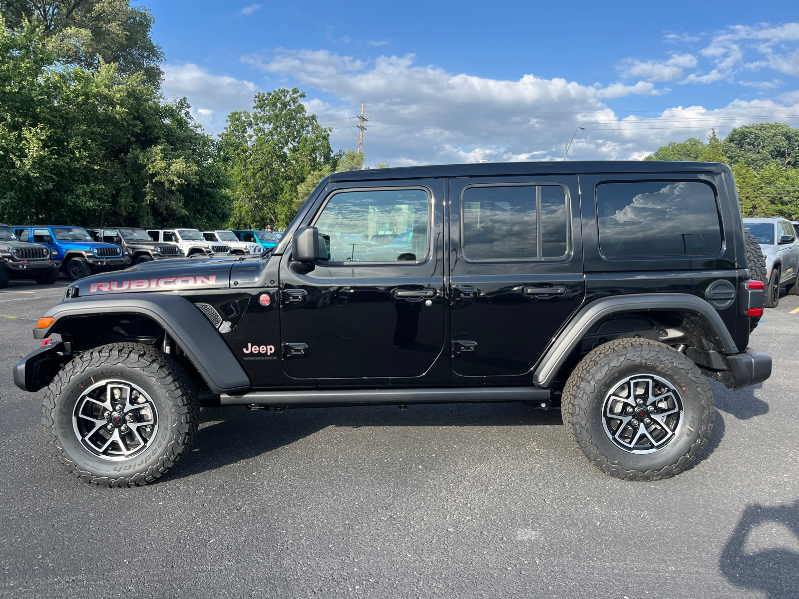 2024 Jeep Wrangler Rubicon 2